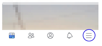 Facebookアプリを開き右下のメニューアイコンをタップ