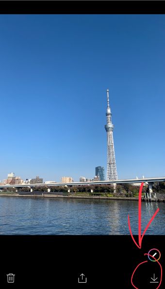 LINEで送られた画像が大きく表示された画面