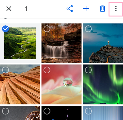 Googleフォトアプリの画面右上のメニューボタンをタップ