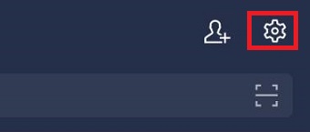 LINEの画面右上にある歯車のマークをタップ