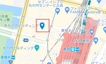 施設にピンが設置された画面