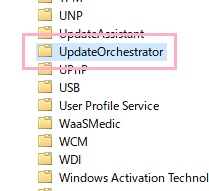 「タスクスケジューラライブラリ」→「Microsoft」→「Windows」の順に展開して、「UpdateOrchestrator」をクリック