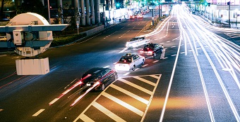 長時間露光で撮影された写真