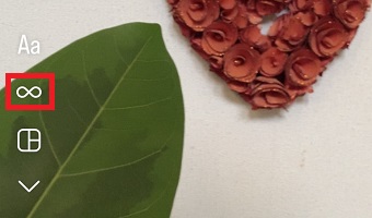 『∞』のマークをタップ