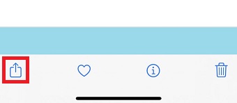 共有ボタンをタップ