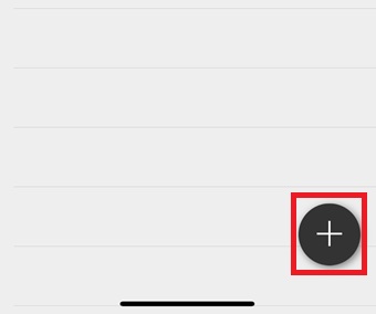 右下にある「+」をタップ