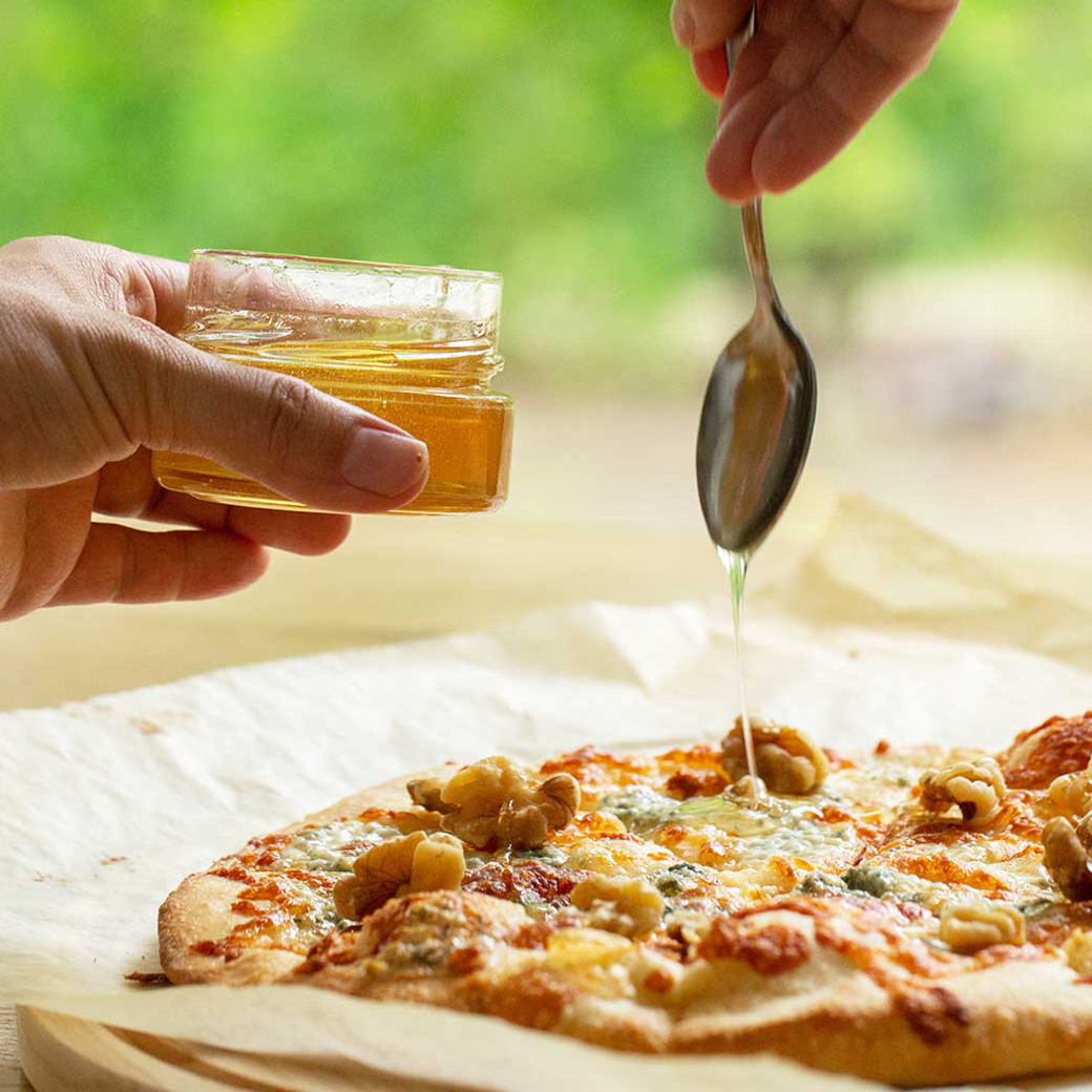 EIGHT CROWNSより 国産 非加熱 生はちみつ ACACIA (110g)をプレゼント！