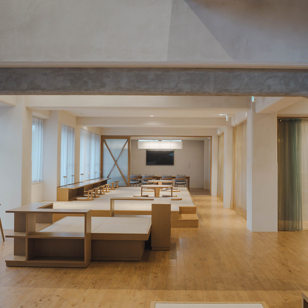 つなぎ温泉ホテル 四季彩より 1泊2食付きペア宿泊券 をプレゼント！