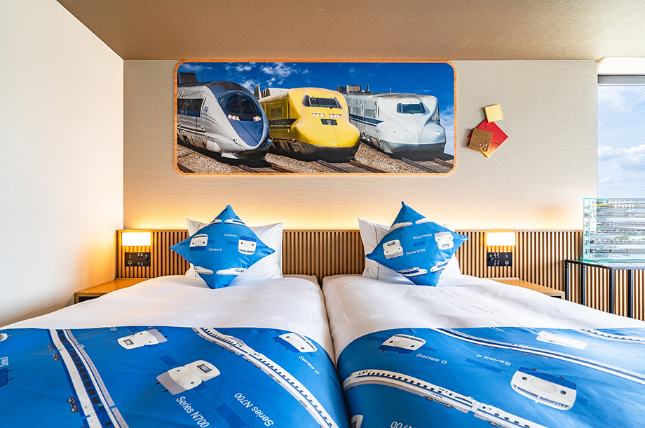 「鉄道ルーム」1泊ペア宿泊券