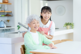 介護ビザとは?②他の在留資格と比べての強み