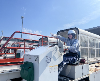 【グランドハンドリング】岩国市の空港ではたらく✈飛行機への荷物の積み下ろしなどのお仕事です/賞与あり/英語が話せる方歓迎