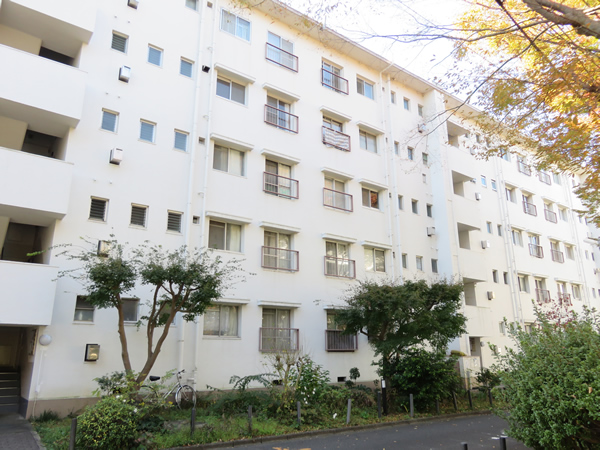 ガーデン山住宅団地の外観