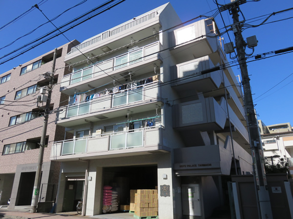 ホーユウパレス反町の外観