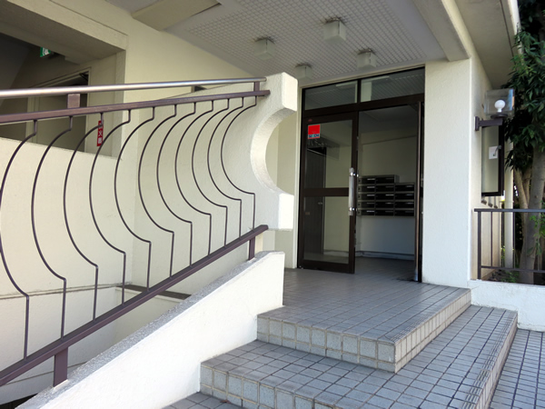 エクセレンスガーデン山の外観