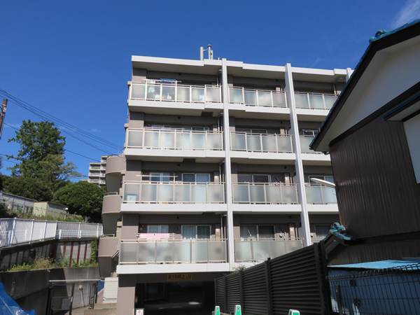 日神デュオステージ三ツ沢の外観