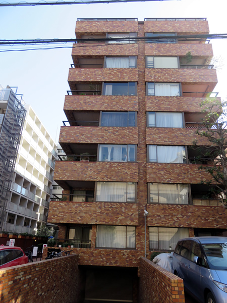 東高参宮橋ペアシティの外観