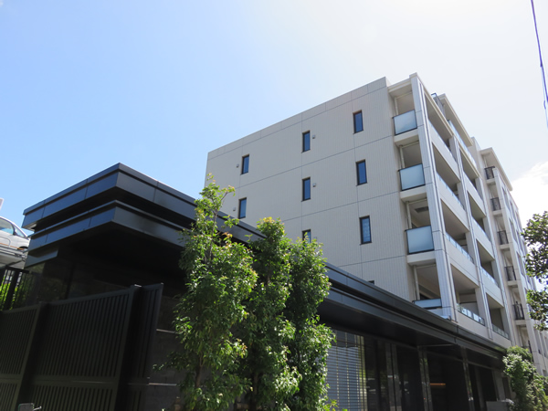 インプレスト青葉荏田の外観