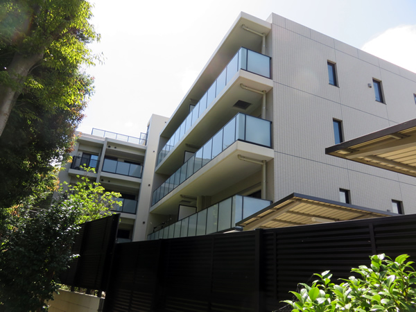 インプレスト青葉荏田の外観