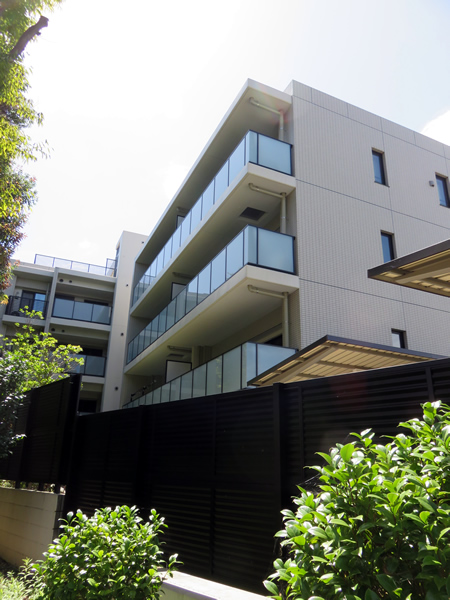 インプレスト青葉荏田の外観