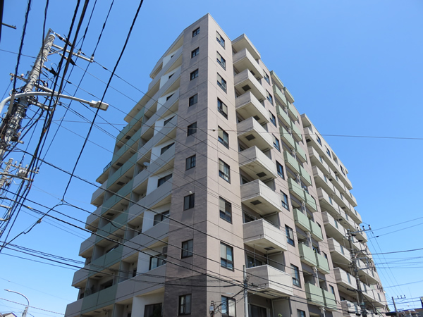 グランドメゾン横浜反町の外観