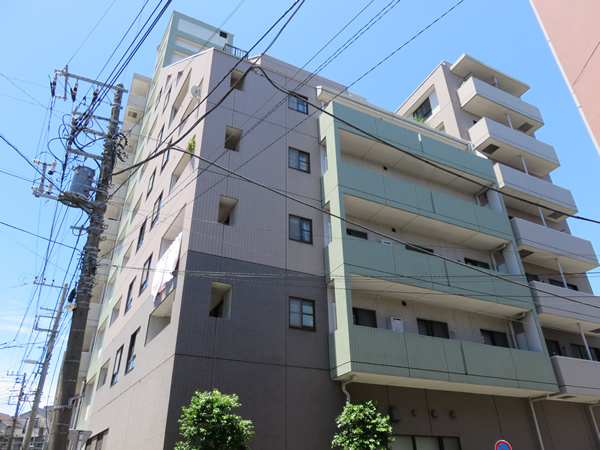 グランドメゾン横浜反町の外観