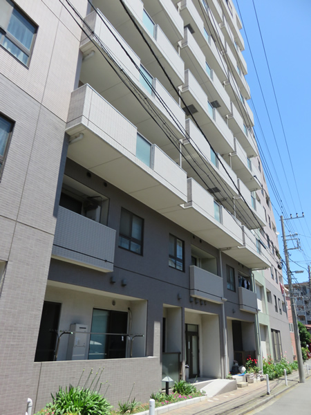 グランドメゾン横浜反町の外観