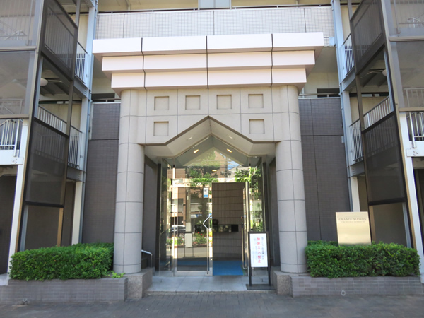 グランドメゾン横浜反町の外観