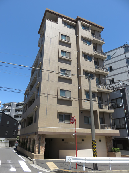 ヴェルビュ横浜反町の外観