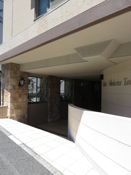 ヴェルビュ横浜反町の外観