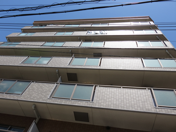 アールヴェール横浜反町の外観