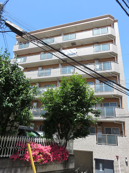 アールヴェール横浜反町の外観