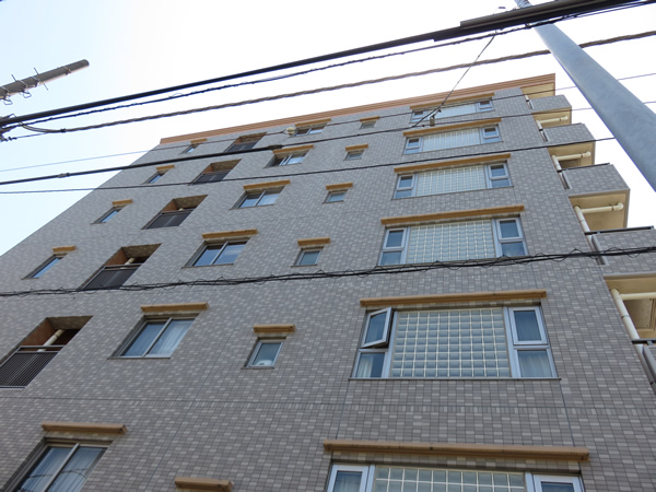 アールヴェール横浜反町の外観