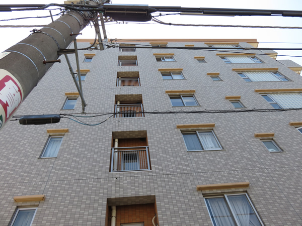 アールヴェール横浜反町の外観