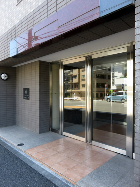 アールヴェール横浜反町の外観