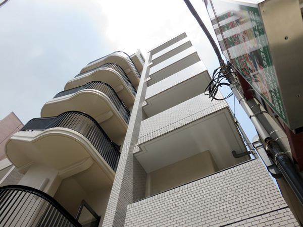 SS反町ビルグランドコート反町の外観