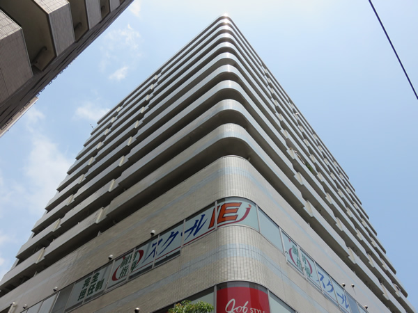 ベルハウス横浜反町の外観