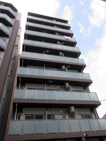 ベルシード横濱ポルトの外観