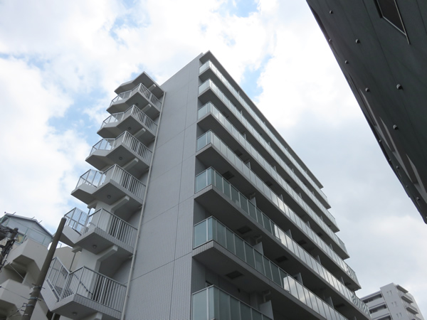 メインステージ横浜ポートサイドの外観