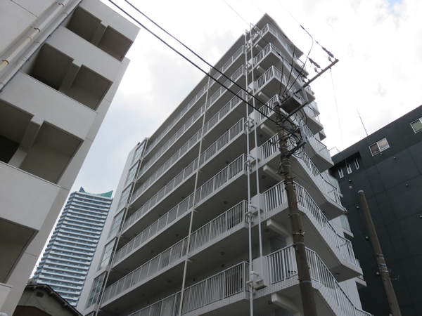 メインステージ横浜ポートサイドの外観