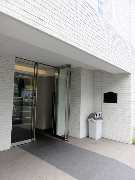 メインステージ横浜ポートサイドの外観