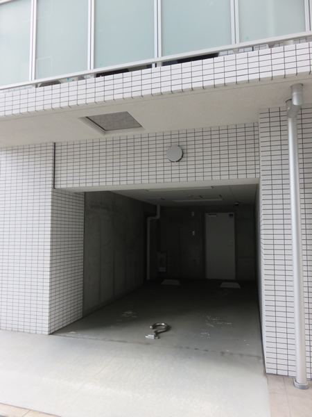 メインステージ横浜ポートサイドの外観