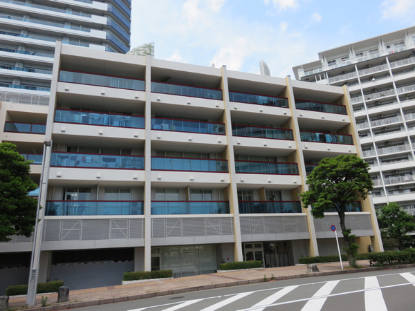 ザ・ヨコハマタワーズサウスコートの外観