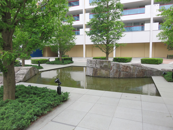 ザ・ヨコハマタワーズサウスコートの外観