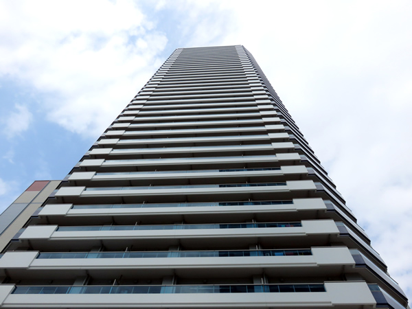 ザ・ヨコハマタワーズサウスコートの外観