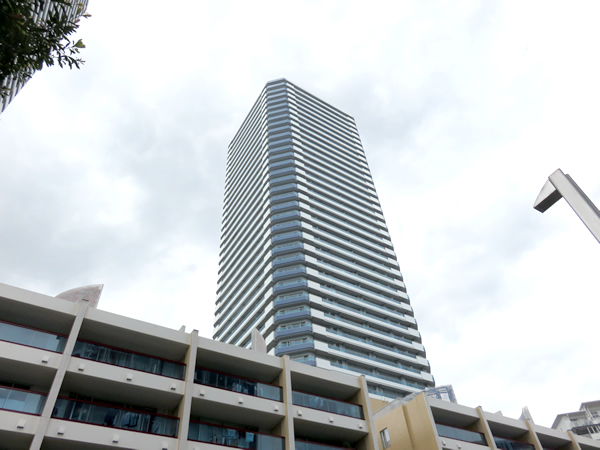 ザ・ヨコハマタワーズサウスコートの外観