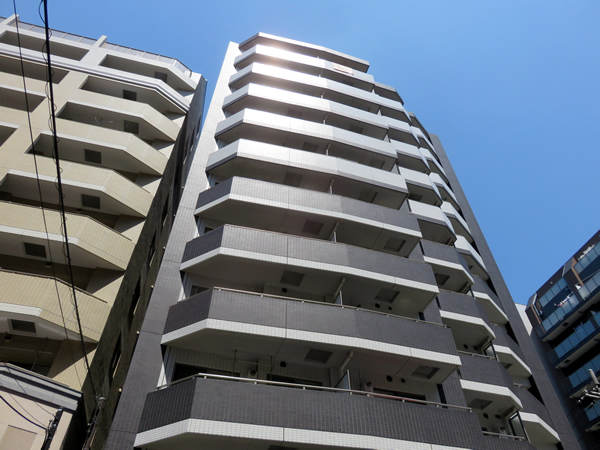 ジーコンフォートウエスト新横浜の外観