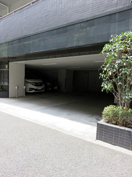 ジーコンフォートウエスト新横浜の外観