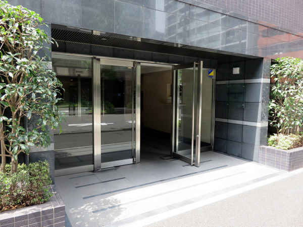 ジーコンフォートウエスト新横浜の外観