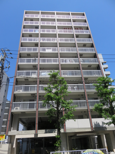 シュプレ新横浜の外観