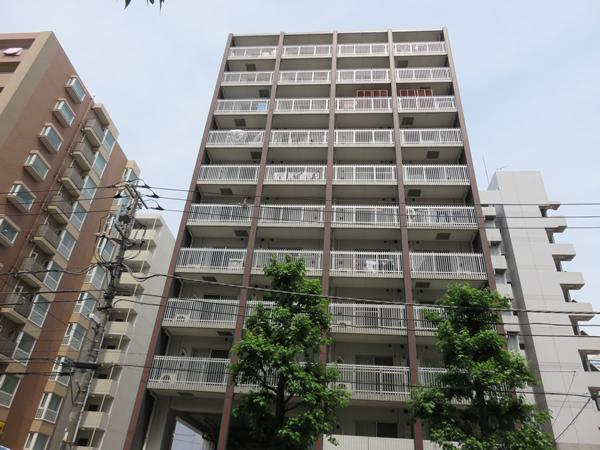 シュプレ新横浜の外観